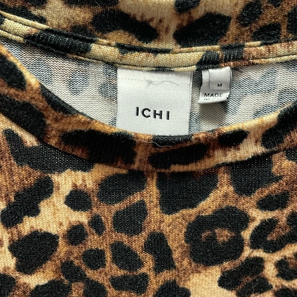 ICHI Sleeveless Top - Picture 2 of 3